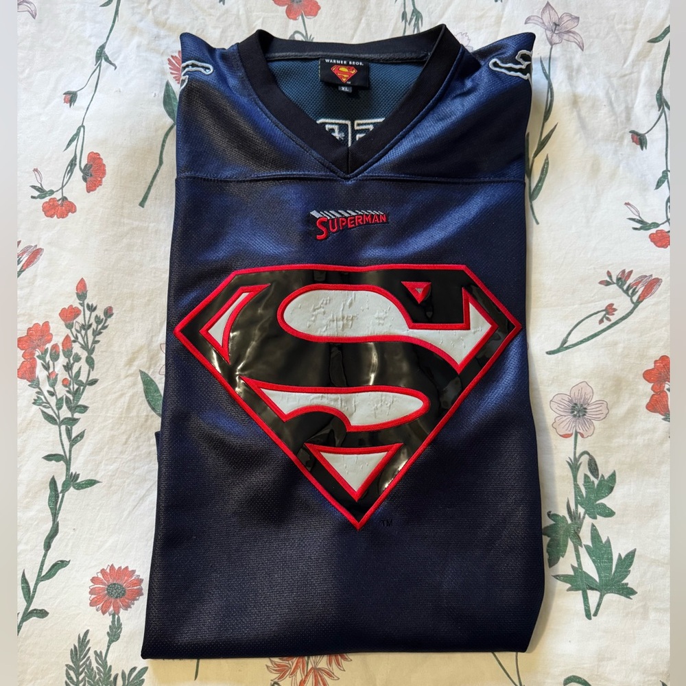 Warner Bros. Superman Black and Navy Jersey - Picture 6 of 13